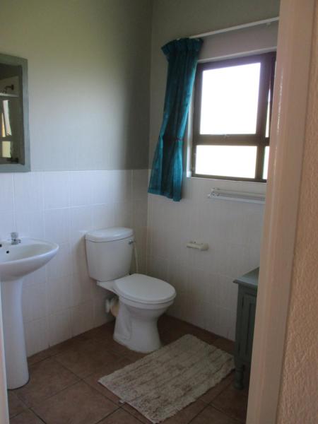 Wild Bay Bathroom 2